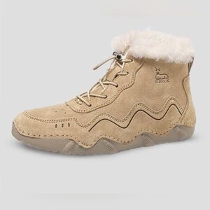 NWOT Dbeck SnowStride Women's Winter Hiking, Walking Snow Boots Size 7.5